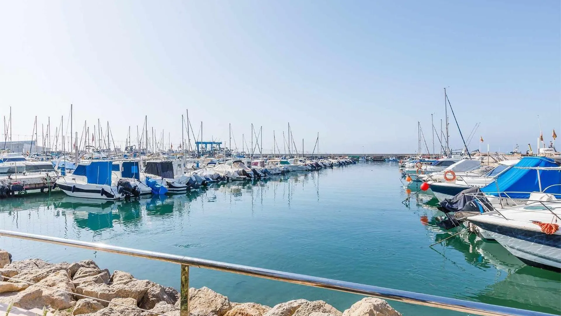 A&N Seaport 2B Apartment Caleta De Velez 0*,  Spain